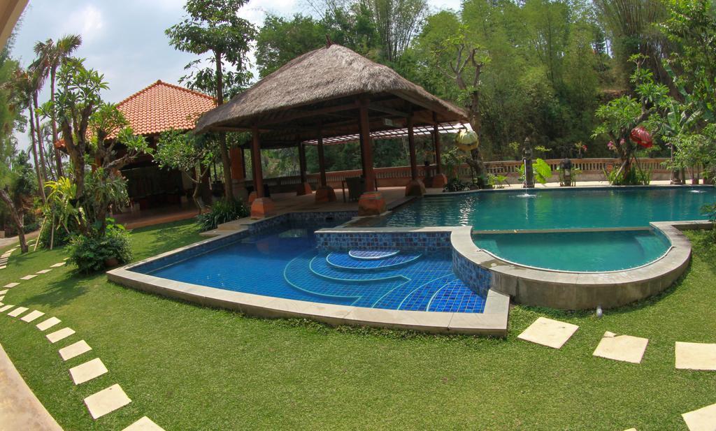 מאלאנג Ubud Hotel And Villas מראה חיצוני תמונה